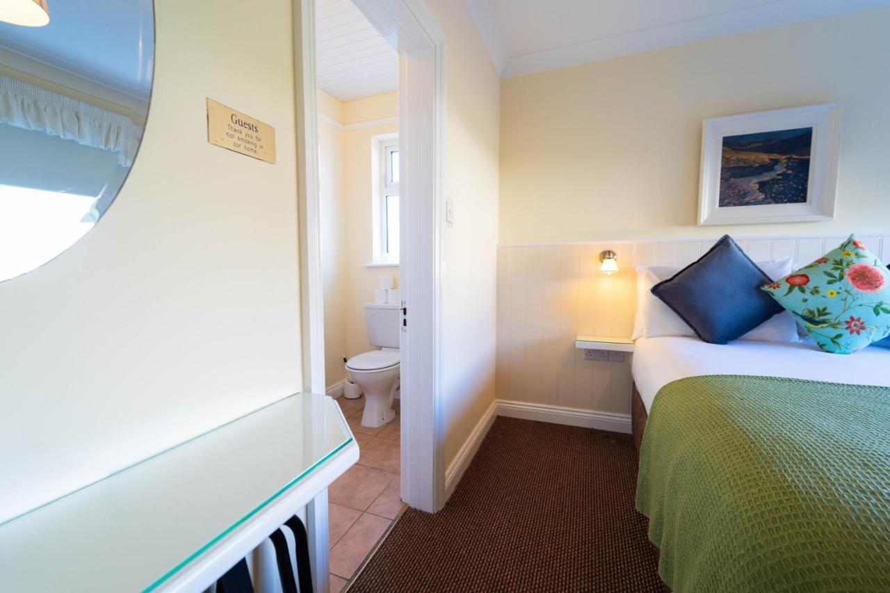 Ashe'S Accommodation Ντίνγκλε Εξωτερικό φωτογραφία