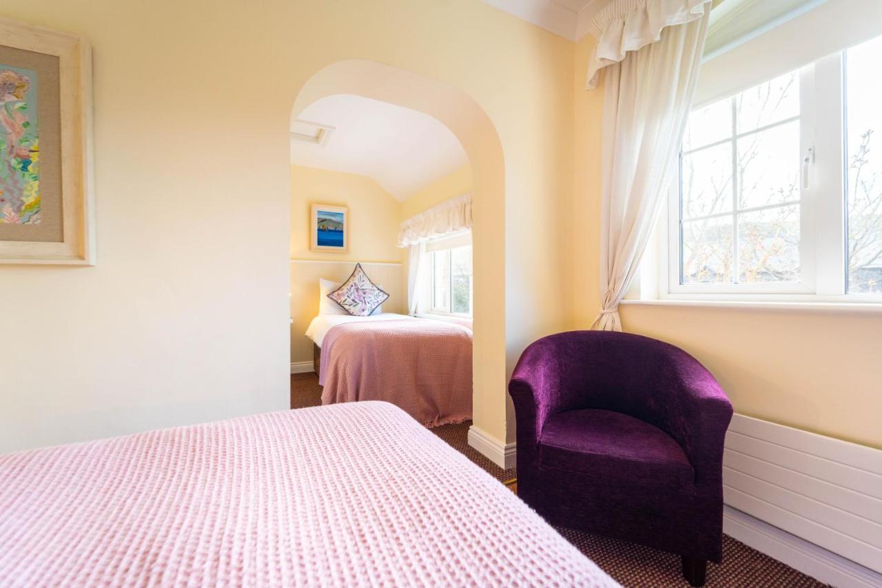 Ashe'S Accommodation Ντίνγκλε Εξωτερικό φωτογραφία