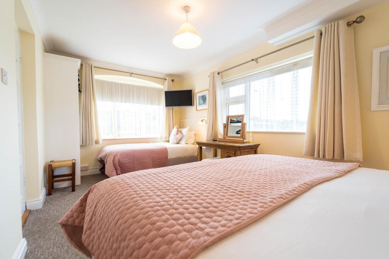 Ashe'S Accommodation Ντίνγκλε Εξωτερικό φωτογραφία
